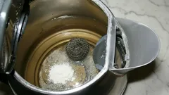 Vedenkeittimen kalkinpoisto: parhaat vinkit arjen helpottamiseen