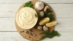 Mitä kaupan majoneesin maku kätkee: helppo tapa muuttaa siitä kotitekoinen minuutissa