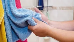 Vanhoista pyyhkeistä voi olla haittaa ihollesi – näin suojaat itsesi ja koko perheesi